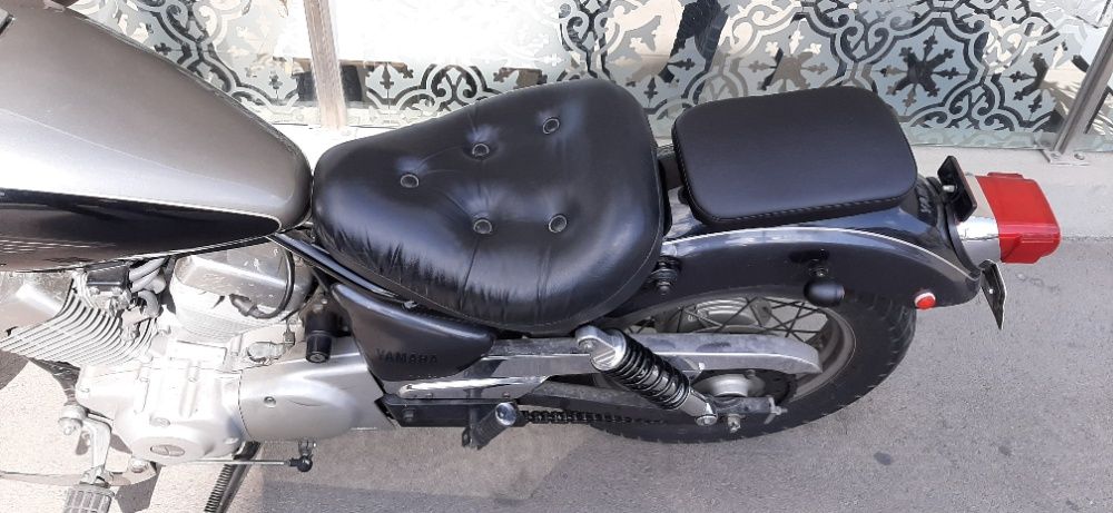 Banco pendura removível ventosas Harley bobber custom chopper castanho