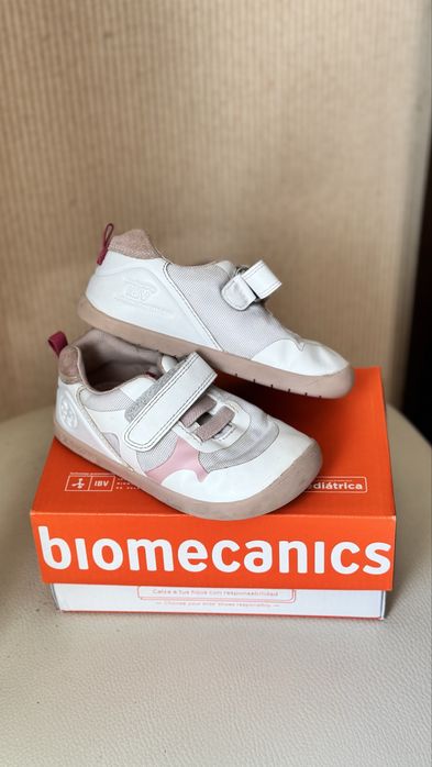 Дитяче взуття Biomecanics  розмір 23