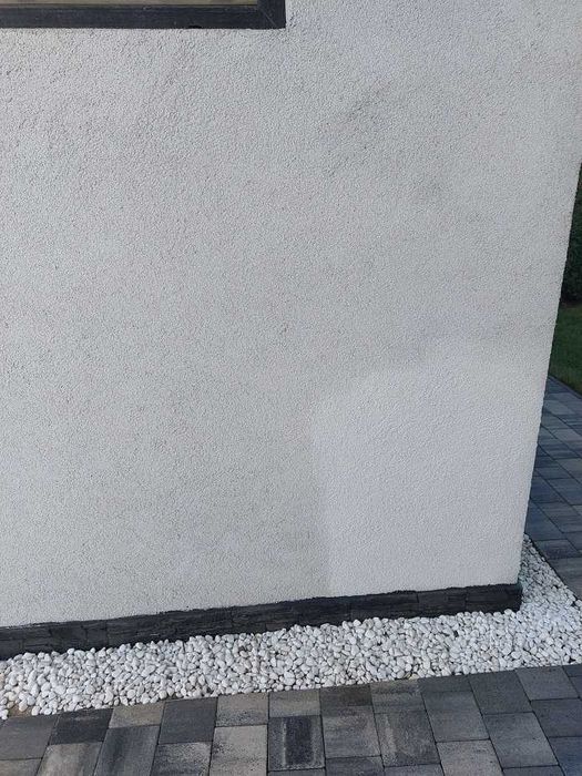 Ciśnieniowe mycie kostki brukowej i elewacji