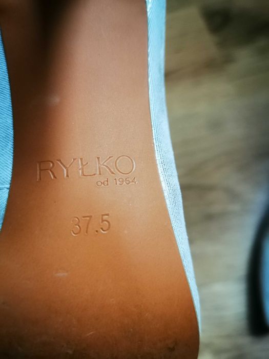 Szpilki Ryłko, srebrne, 37,5