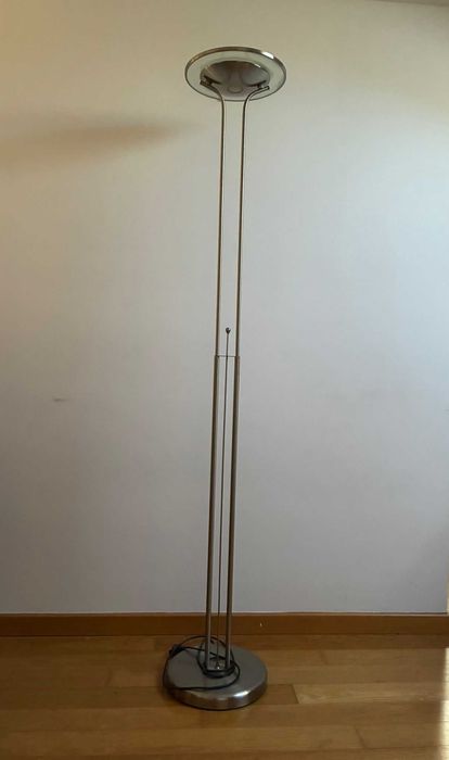 Candeeiro de pé sala moderno