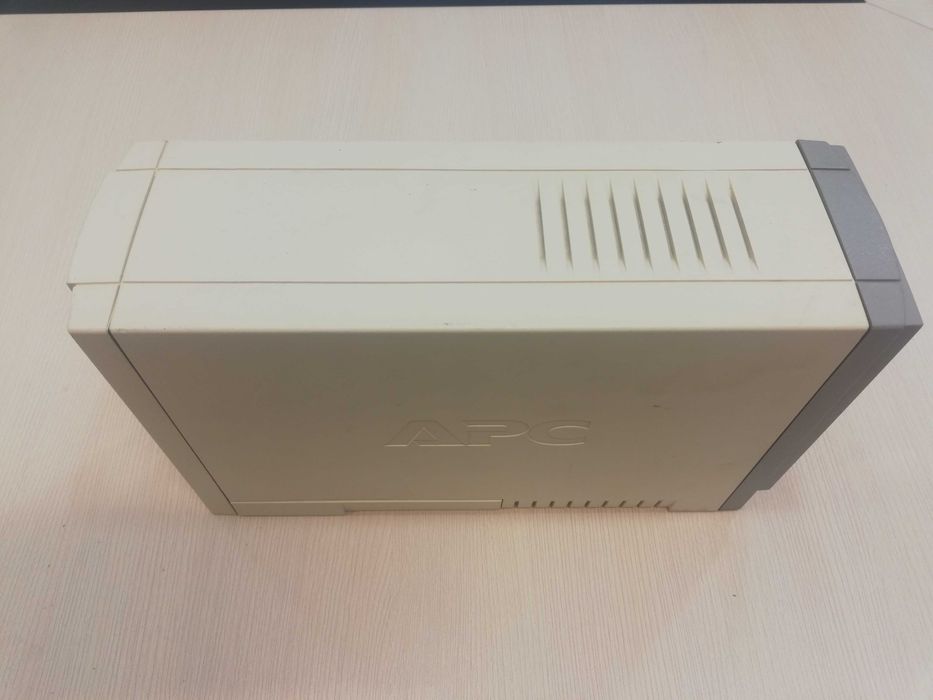 Zasilacz APC Back-UPS CS (350VA/210W, 4xIEC, RJ-45)