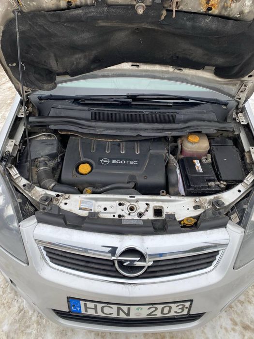 Opel Zafira 2007р 1,9tdi 7 місць механіка 6 ступка в ідеальному стані
