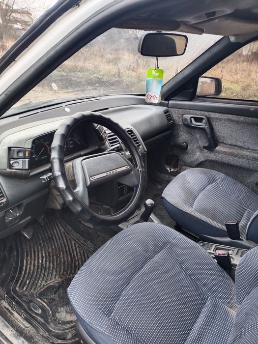 Продам неплохой авто ваз 2110.газ.бензин.свежий антифриз.новый стартер