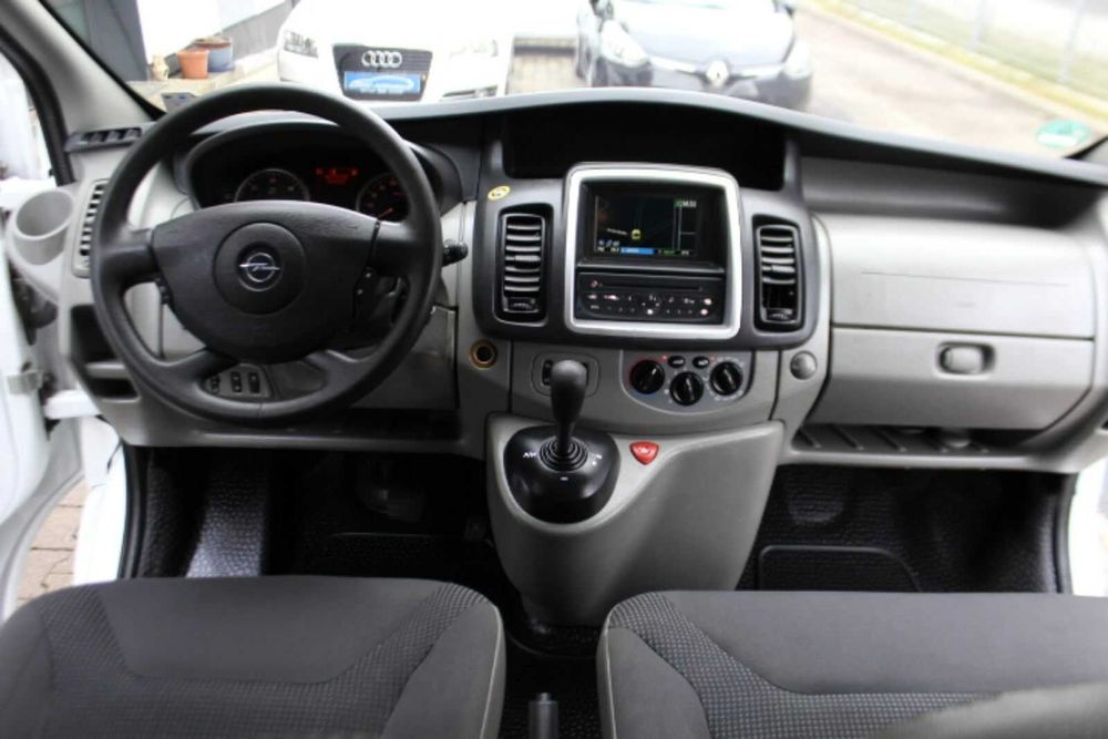 Магнітола Opel Vivaro Дисплей Годинник Renault Trafic Мультируль Радіо