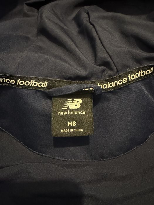 Куртка new balance динамо