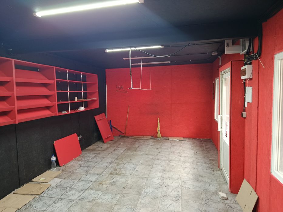 Сдам киоск на территории рынка Бахчисарай 32 КВ.м.