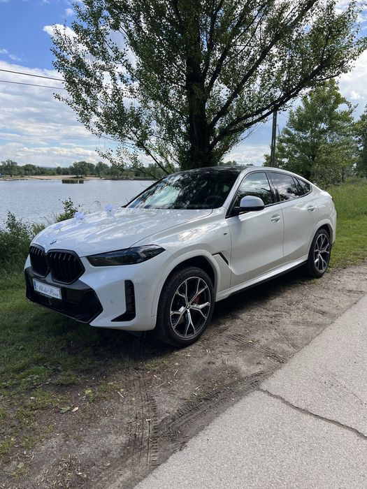 Najnowsze BMW X6 oraz Audi Q8 do ślubu
