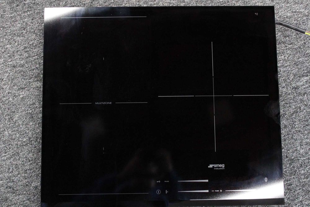 Płyta indukcyjna do zabudowy Smeg SI1M7633B 3 pola, Tryb Boost, Pole łączone Multizone Ekspozycja/nieużywana/nowa/wyprzedaż