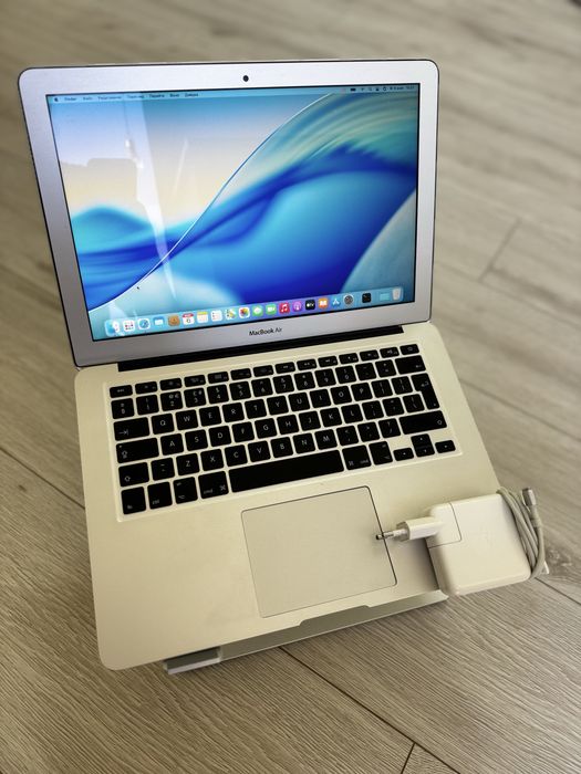 ГАРАНТІЯ Macbook Air 2018 ( 2017 ) 256GB / Хороший стан