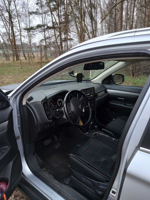 Mitsubishi Outlander III