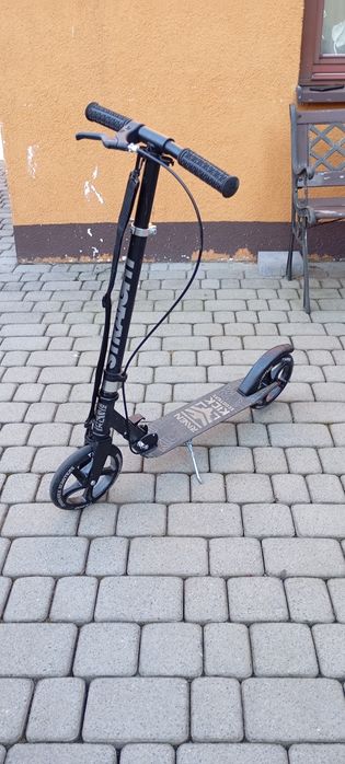 Hulajnoga składana Raven Straight Black 200mm z hamulcem