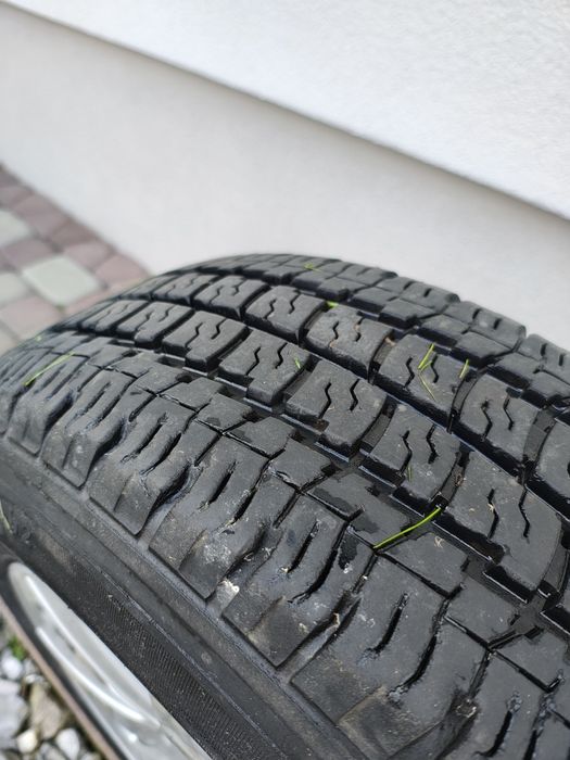 Felgi aluminiowe z oponami 16 do VW t4