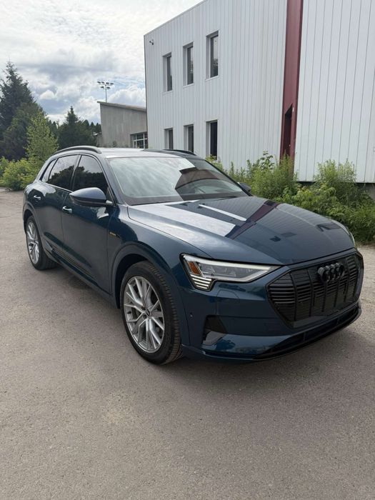 Audi e-tron 2020 VIN WA1VAAGE3MB018118 фото оголошення 2 з 8