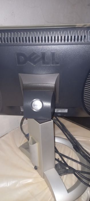 Monitor LCD DELL 19