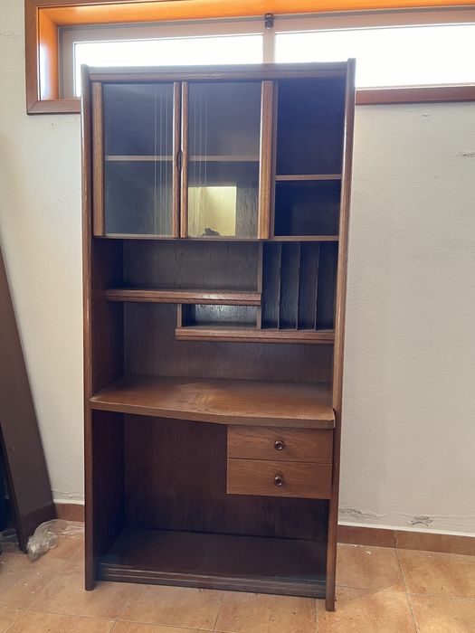 Secretária de madeira