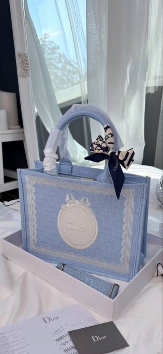 Продам сумку Dior