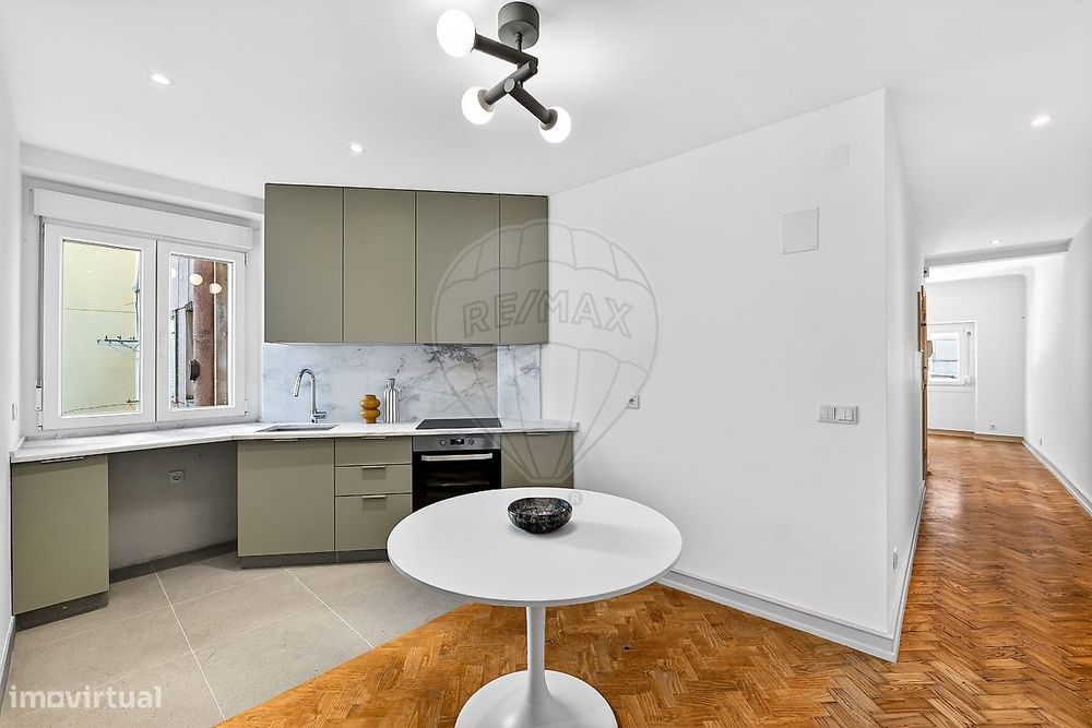Apartamento T2 para venda — Benfica, Lisboa