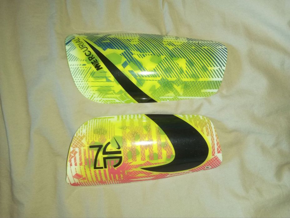 Щитки Nike Mercurial