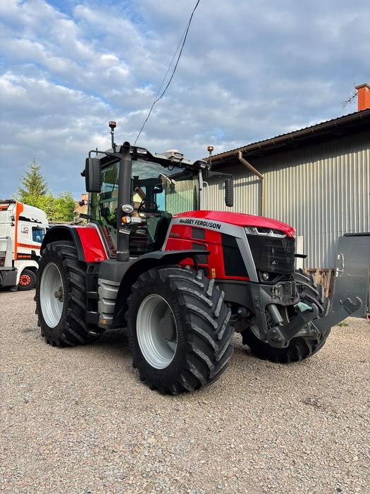 Massey Ferguson 8 s