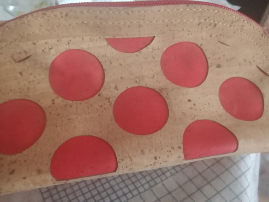 Bolsa com etiqueta cortiça