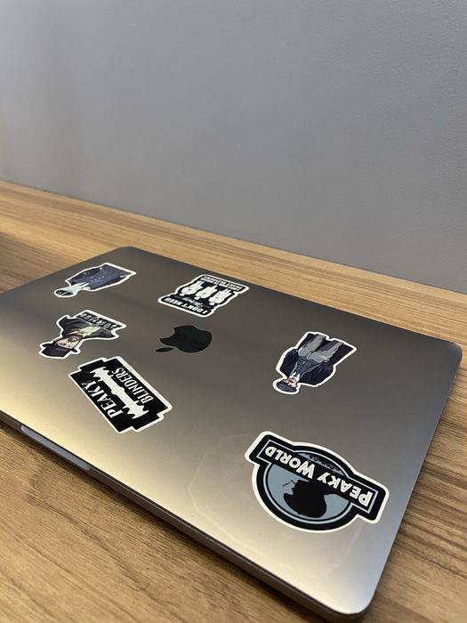 Macbook Pro 2018 рік