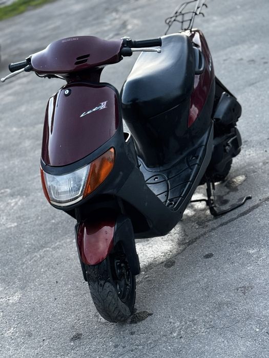 Продам скутер Suzuki lets 2