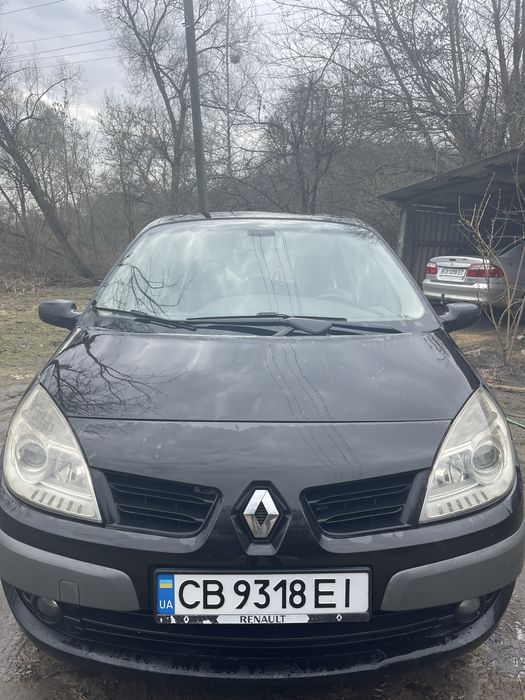 Автомобіль Renault Grand Scenic