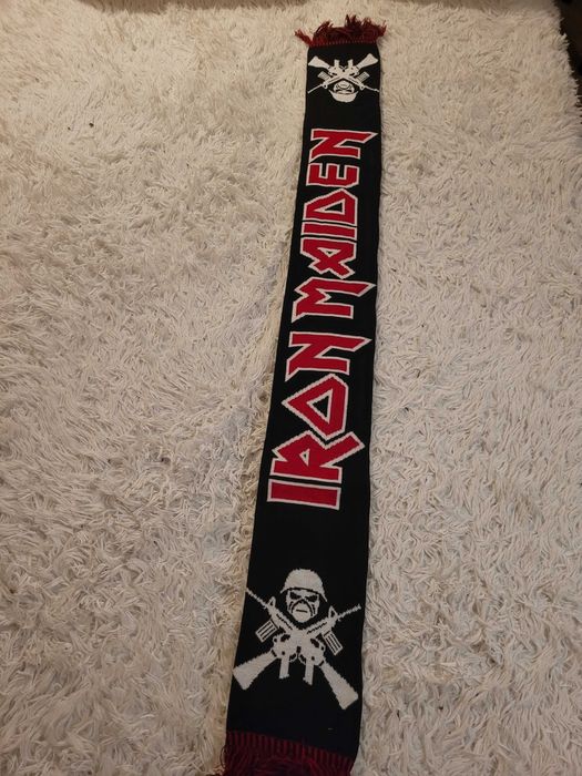 Czarny męski zimowy szalik Iron Maiden