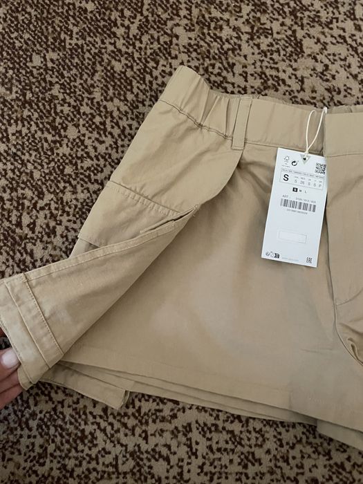 Шорти-спідниця з кишенями Zara