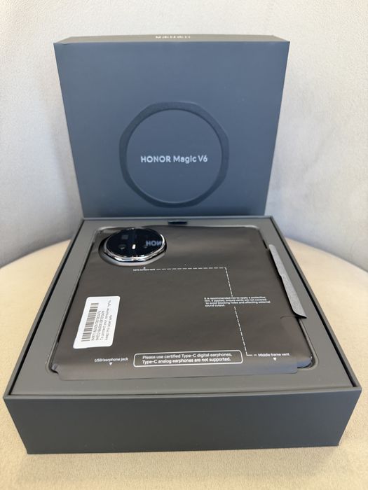 HONOR Magic V6 16/512GB Black 2 sim (Global Version) New