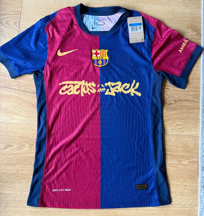 Travis Scott x FC BARCELONA x NIKE フーディ Travis Scott x Nike x FC Barcelona Spray Logo Hoodie Black