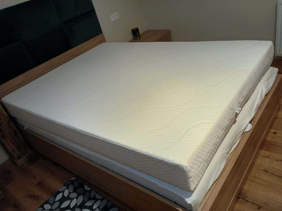 Materac wzmocniony nowy 140x200