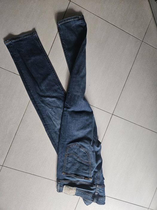 Jeansy Lee W32 L30 z elastyna kroj przy nodze