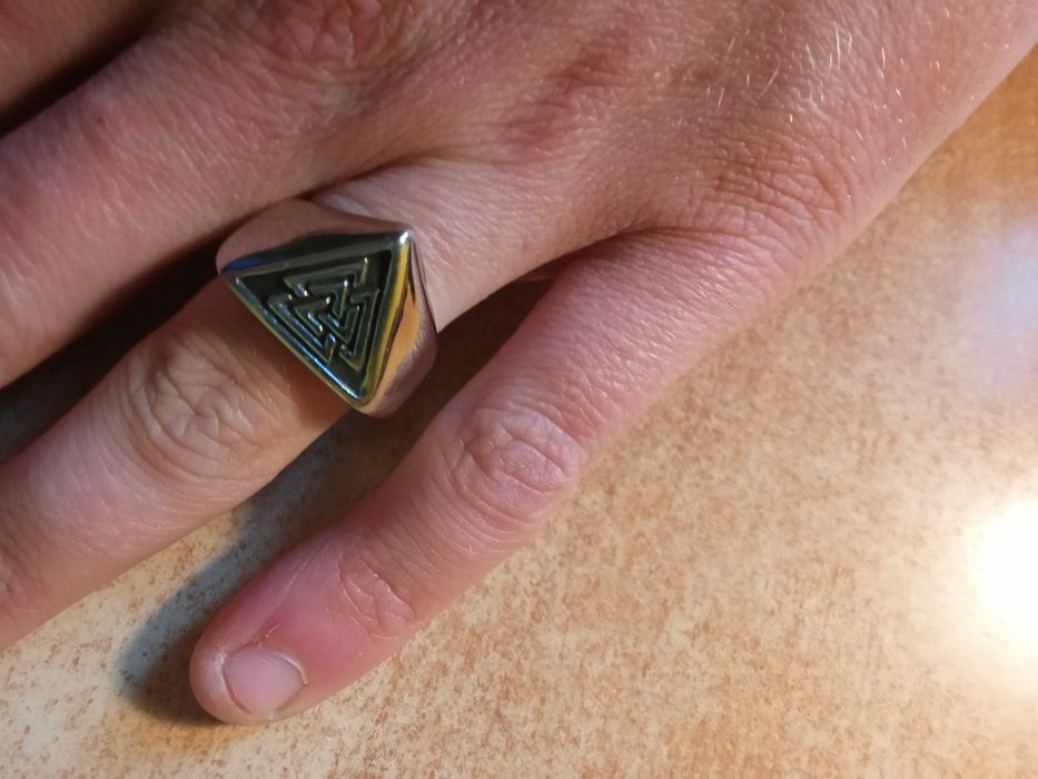 (!) Męski sygnet wikingów z symbolem Valknut [#3]
