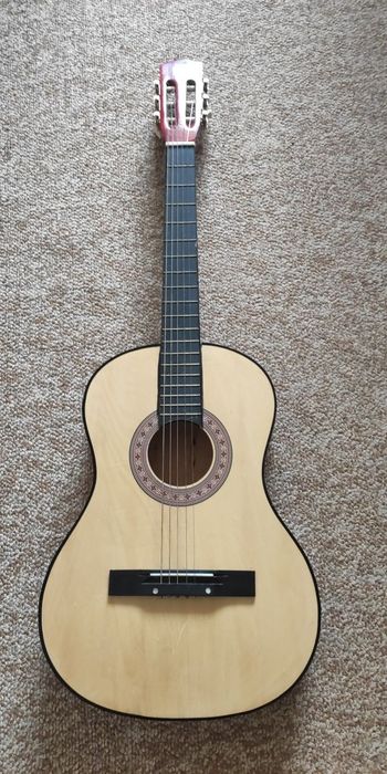 Гитара акустическая