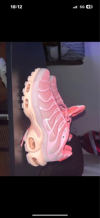 Pink Nike TN Air Max Plus