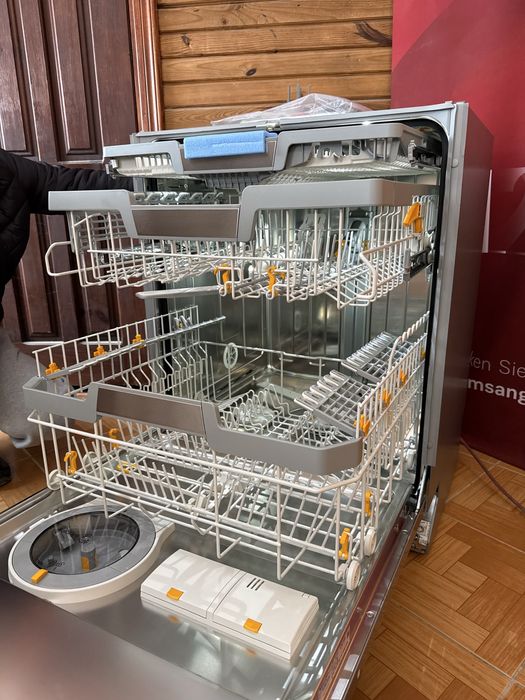 Посудомийна машина Miele G 7960 SCVi | 9 год напрацювання | Максимум