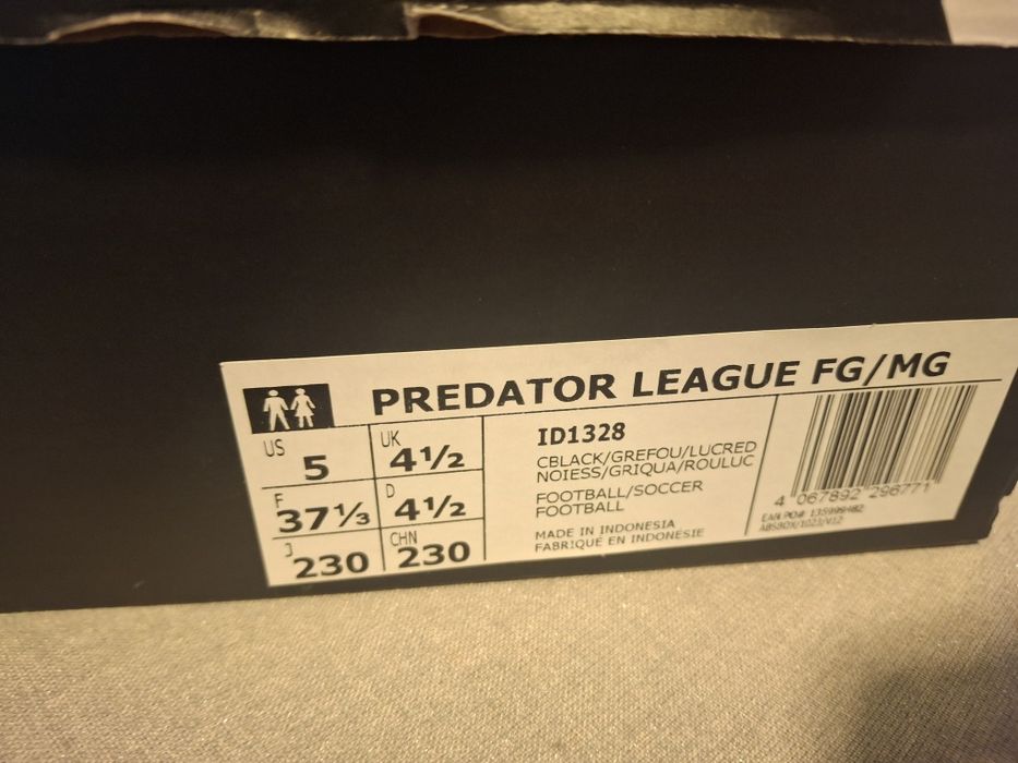 Chuteiras Adidas Predator 37 ⅓