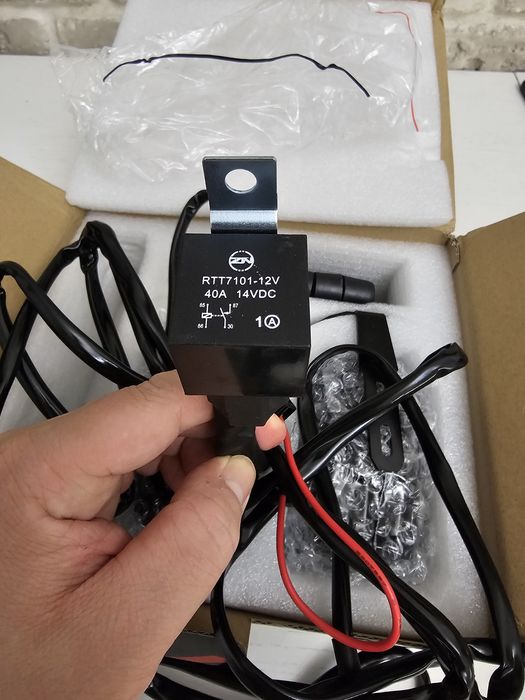 Протитуманки, додаткові фари на мото BMW, Honda, Yamaha, GIVI S322