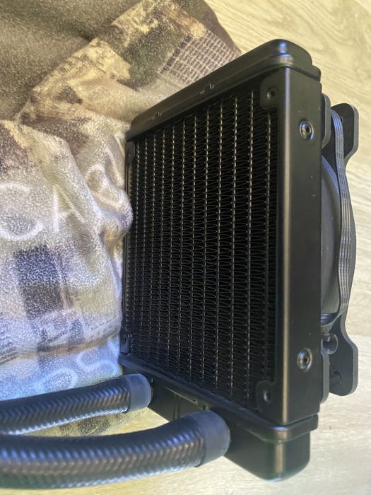 Corsair H60 Cooler64739684179203122