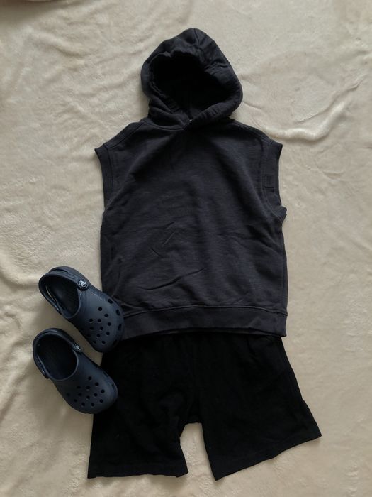 Футболка від Zara у розмірі 110 см
