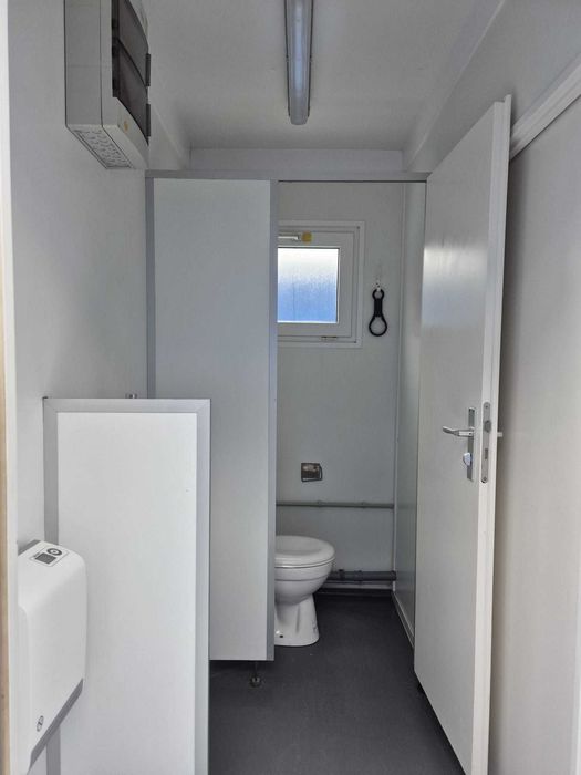 kontener sanitarny WC prysznic 3m x2,4 m DOSTĘPNY OSTATNIA SZTUKA