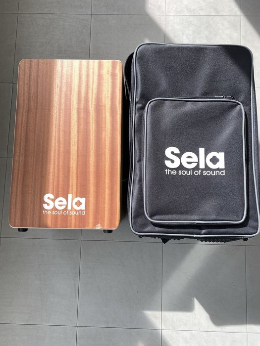 Vendo cajon Sela