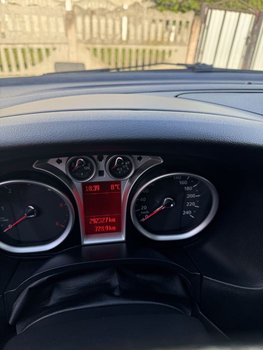 Продам Ford Focus 1.6 tdci