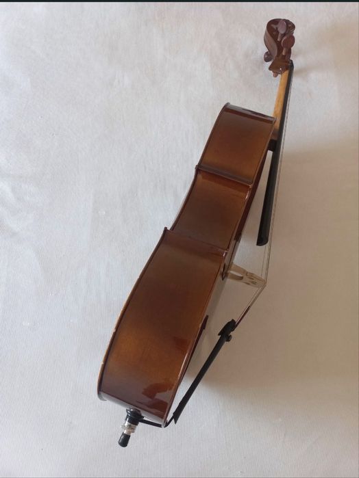 Violoncelo Stentor Student I 4/4 (Completo com Arco e Saco)