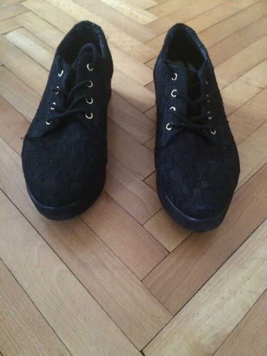 Buty River Island