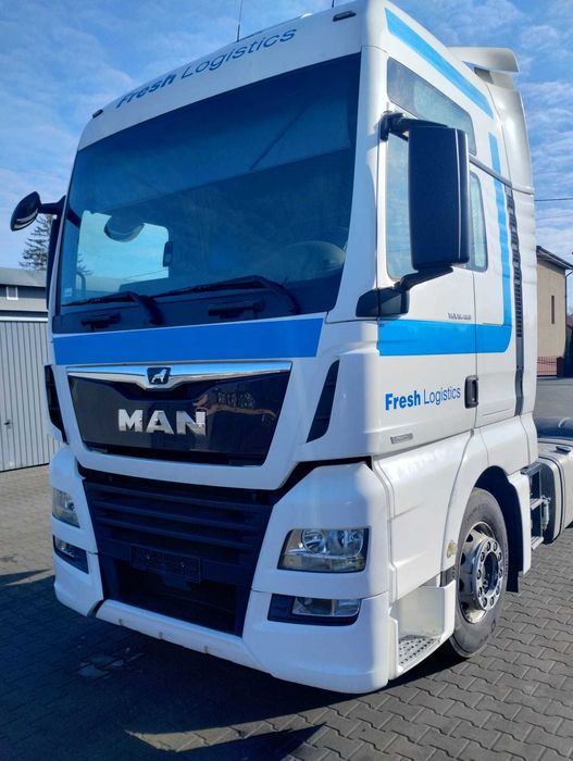 zderzak przód  lewy narożnik lampa lewa LED MAN TGX LIFT 2018r. części