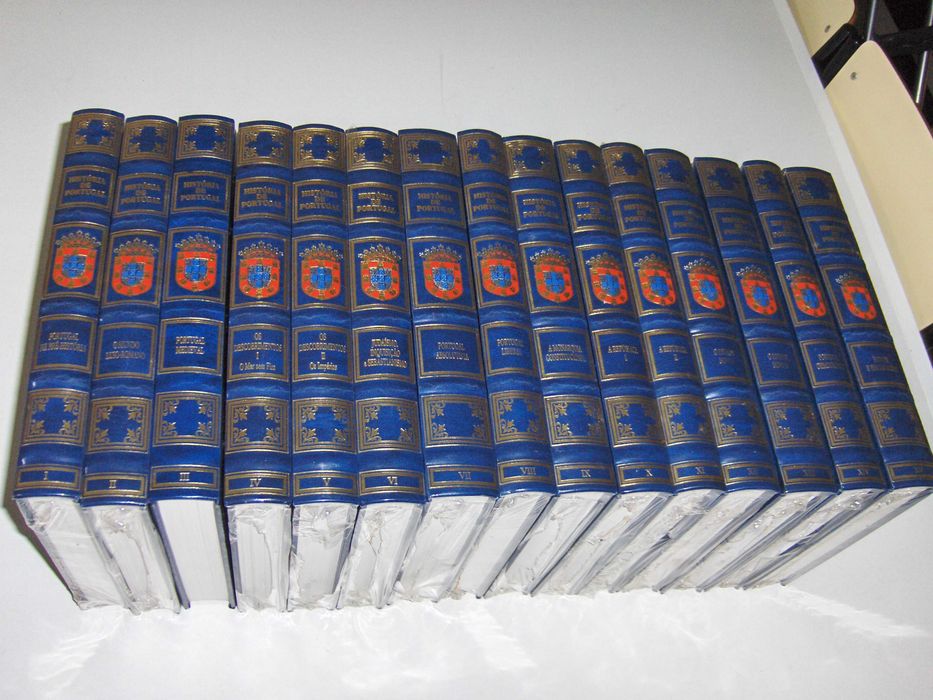 História de Portugal - 15 volumes - Livros novos, nunca folheados
