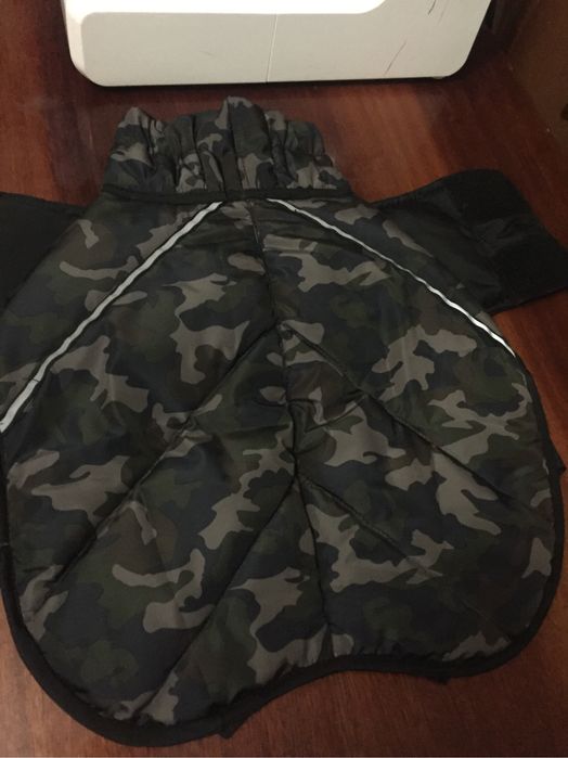 Зимняя одежда безрукавка,попона,куртка,жилет для маленьких собак.